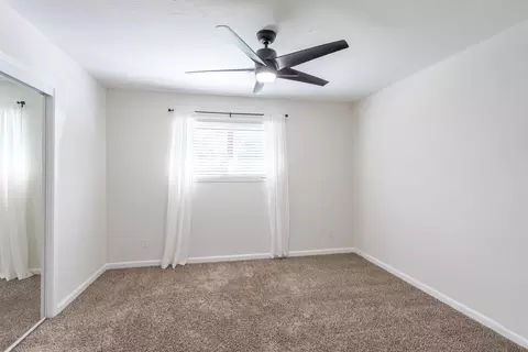 Bedroom - 17063 Hawthorne Ave, Anderson, CA 96007 photo 3 of 4