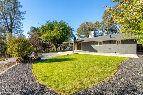 Exterior - 17063 Hawthorne Ave, Anderson, CA 96007 photo 14 of 23