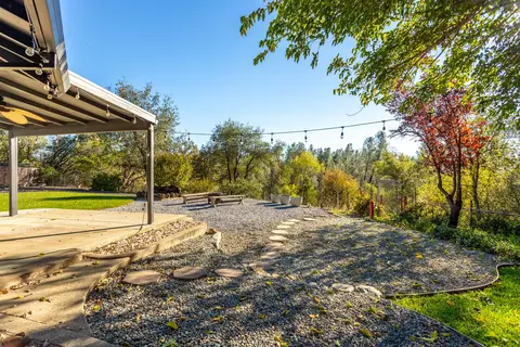 Exterior - 17063 Hawthorne Ave, Anderson, CA 96007 photo 9 of 23
