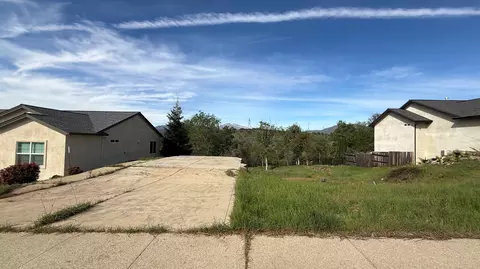 1378 Spinnaker Dr, Redding, CA 96003