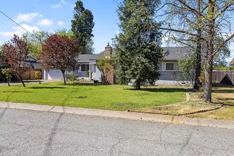 Exterior - 5142 Huntington Dr, Redding, CA 96002 photo 3 of 9