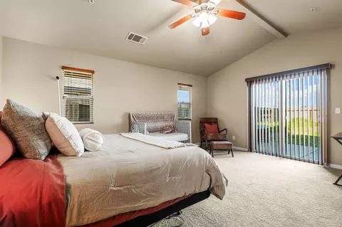Bedroom - 2606 Sapphire Ln, Anderson, CA 96007 photo 1 of 5