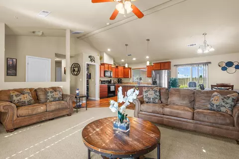 Living - 2606 Sapphire Ln, Anderson, CA 96007 photo 1 of 2