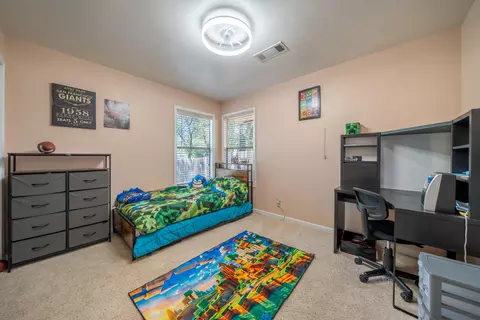 Bedroom - 1991 Tiburon Dr, Redding, CA 96003 photo 3 of 4
