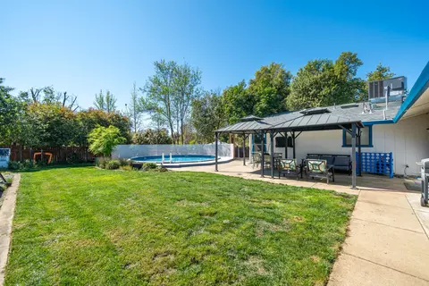 Exterior - 1991 Tiburon Dr, Redding, CA 96003 photo 3 of 12