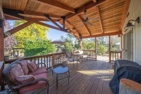 Exterior - 17039 Jay Dee Ln, Anderson, CA 96007 photo 18 of 23