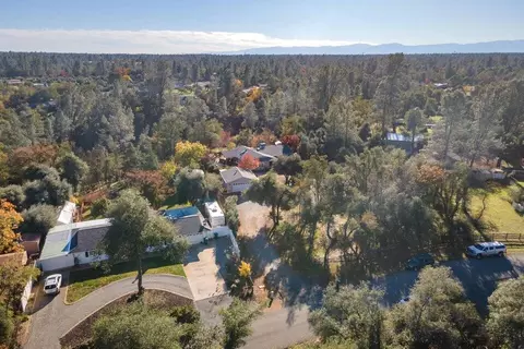View/Area - 17039 Jay Dee Ln, Anderson, CA 96007 photo 2 of 2
