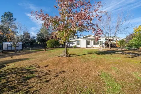 Exterior - 17039 Jay Dee Ln, Anderson, CA 96007 photo 13 of 23