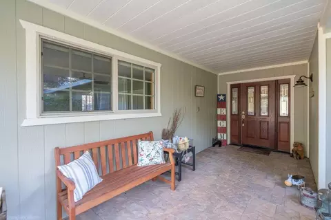 Exterior - 17039 Jay Dee Ln, Anderson, CA 96007 photo 7 of 23