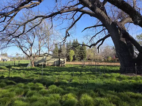 Exterior - 8198 Green Acres Ln, Redding, CA 96002 photo 13 of 20