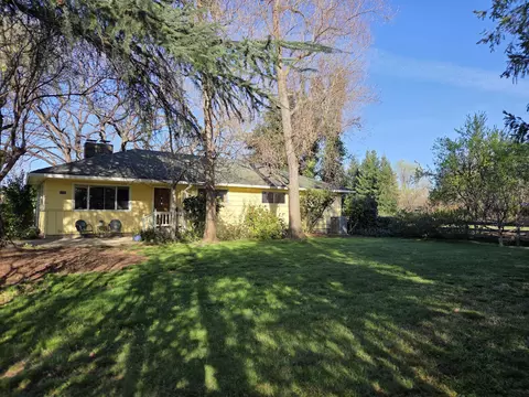Exterior - 8198 Green Acres Ln, Redding, CA 96002 photo 2 of 20