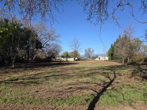 Exterior - 8198 Green Acres Ln, Redding, CA 96002 photo 14 of 20