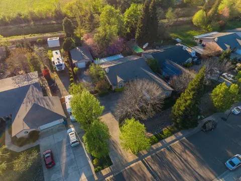 View/Area - 4540 Cerro Ln, Redding, CA 96001 photo 1 of 6