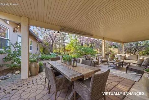 Exterior - 4540 Cerro Ln, Redding, CA 96001 photo 6 of 12