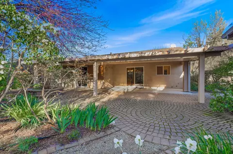 Exterior - 4540 Cerro Ln, Redding, CA 96001 photo 9 of 12
