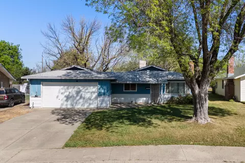 1423 Hemlock Ave, Anderson, CA 96007
