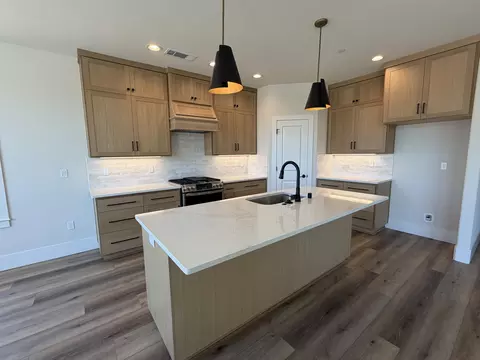 20179 Solomon Peak Dr, Anderson, CA 96007 photo 4