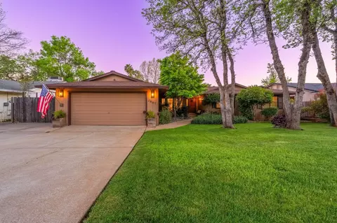 2867 Camulos Way, Redding, CA 96002