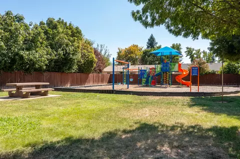 Exterior - 6951 Marvin Trl, Redding, CA 96001 photo 10 of 10