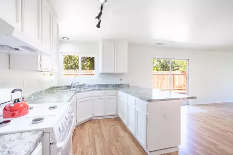Kitchen - 6951 Marvin Trl, Redding, CA 96001 photo 2 of 3