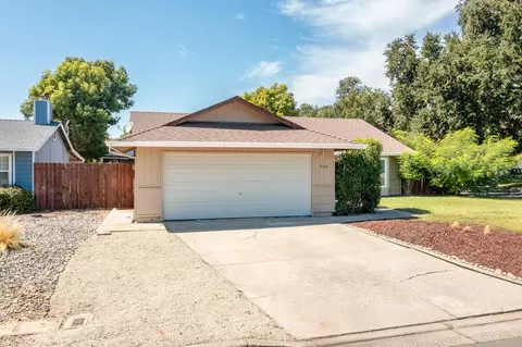 Exterior - 6951 Marvin Trl, Redding, CA 96001 photo 7 of 10