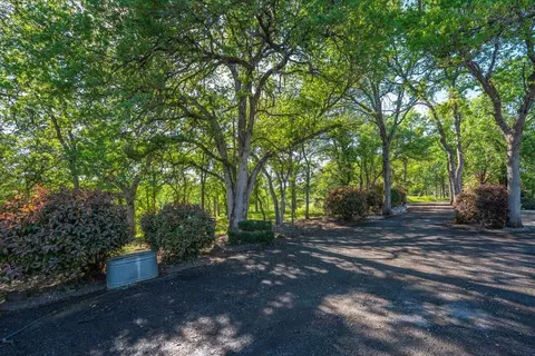 Exterior - 14945 Caylor Ln, Red Bluff, CA 96080 photo 5 of 14