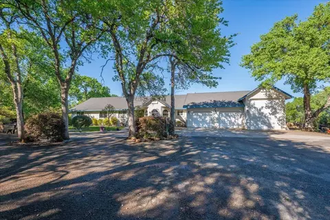 Exterior - 14945 Caylor Ln, Red Bluff, CA 96080 photo 9 of 14