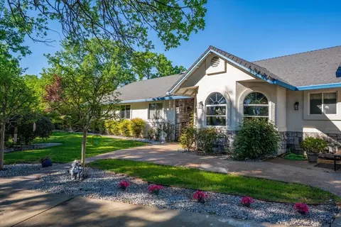 Exterior - 14945 Caylor Ln, Red Bluff, CA 96080 photo 3 of 14