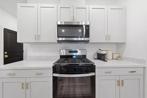 Kitchen - 3063 Sebring Ave, Redding, CA 96002 photo 3 of 4