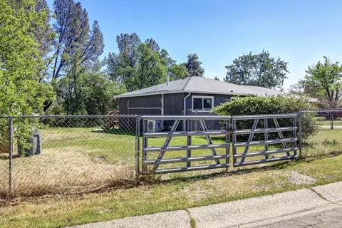 4525 Enchanted Way, Redding, CA 96001 photo 5