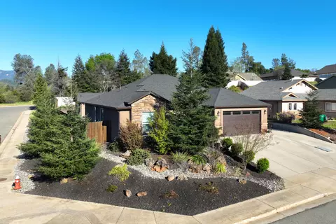 3753 Craftsman Ave, Shasta Lake, CA 96019