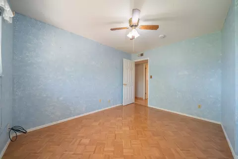 Bedroom - 6908 Riata Dr, Redding, CA 96002 photo 6 of 8