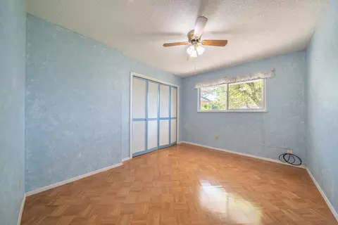 Bedroom - 6908 Riata Dr, Redding, CA 96002 photo 2 of 8
