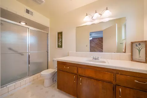 Bath - 6908 Riata Dr, Redding, CA 96002 photo 2 of 2