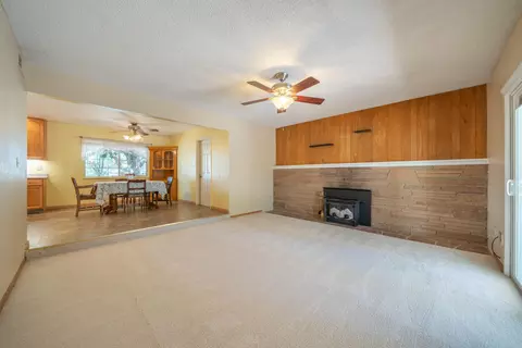 Living - 6908 Riata Dr, Redding, CA 96002 photo 1 of 6