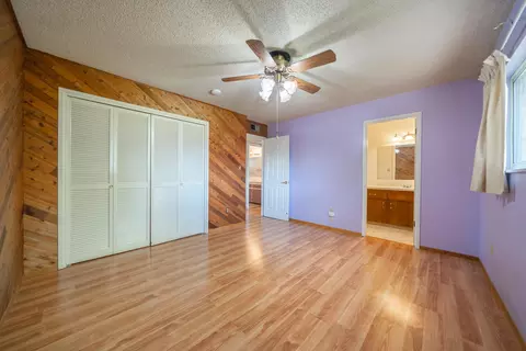 Bedroom - 6908 Riata Dr, Redding, CA 96002 photo 4 of 8
