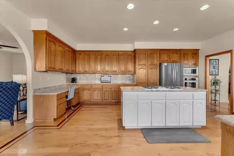 Kitchen - 416 Arbor Pl, Redding, CA 96001 photo 1 of 3