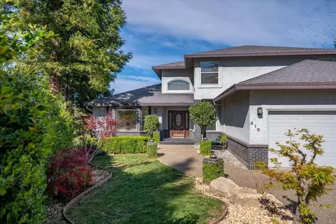 Exterior - 416 Arbor Pl, Redding, CA 96001 photo 1 of 4