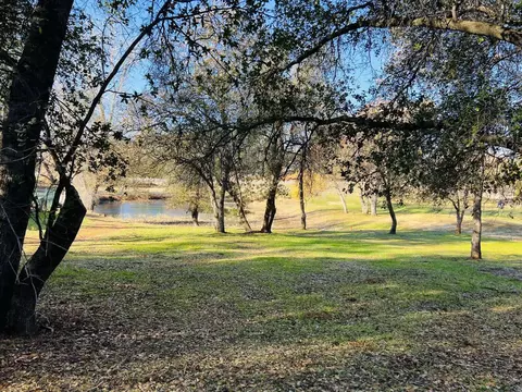 13498 Tierra Heights Rd, Redding, CA 96003