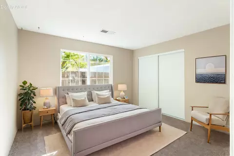 Bedroom - 1945 Quails Nest Rd, Redding, CA 96003 photo 2 of 5