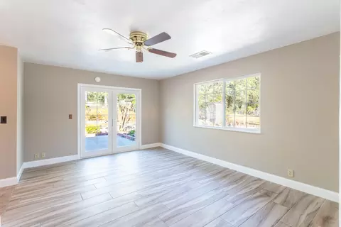 Living - 1945 Quails Nest Rd, Redding, CA 96003 photo 8 of 8