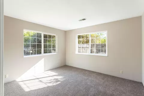 Bedroom - 1945 Quails Nest Rd, Redding, CA 96003 photo 5 of 5