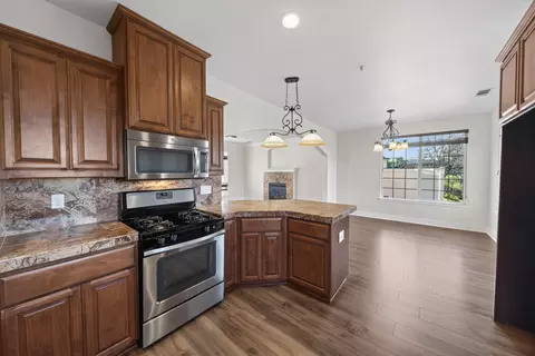 Kitchen - 5513 Diamond Ridge Dr, Redding, CA 96003 photo 5 of 5