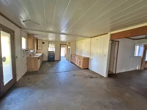 Kitchen - 1489 Lower South Fork Rd, Hyampom, CA 96046 photo 1 of 4