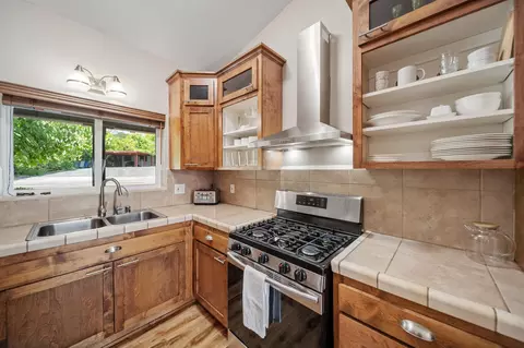 Kitchen - 303 Pearl St, Redding, CA 96003 photo 2 of 2