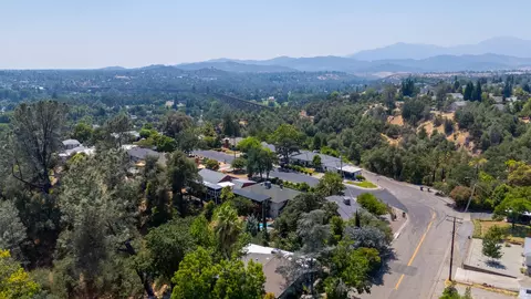 View/Area - 303 Pearl St, Redding, CA 96003 photo 7 of 7