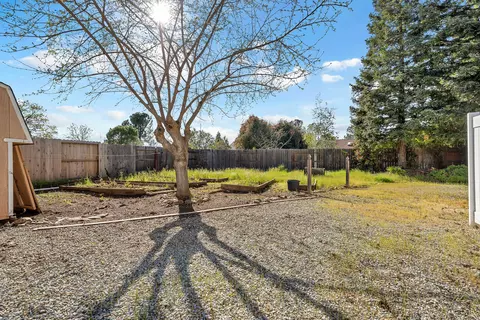 Exterior - 4212 Sungold Cir, Redding, CA 96001 photo 19 of 28