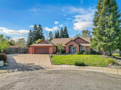 4212 Sungold Cir, Redding, CA 96001