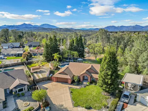 View/Area - 4212 Sungold Cir, Redding, CA 96001 photo 3 of 6