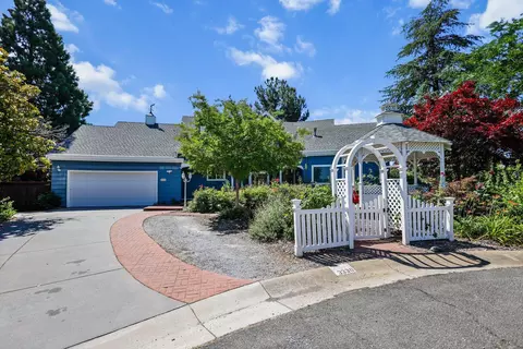 Exterior - 3330 Scenic Dr, Redding, CA 96001 photo 2 of 14